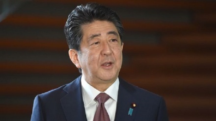 安倍前首相が７年ぶりに靖国参拝