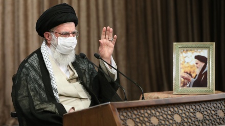 イラン最高指導者、「勝利を伴う防衛はイラン国民のアイデンティティをなす」