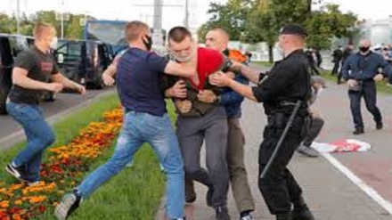 Bielorussia, fermati otto giornalisti