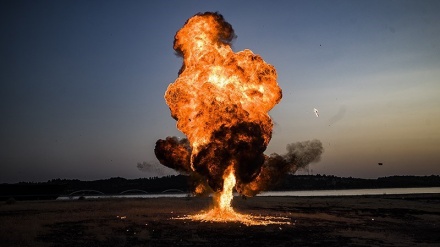 Simulasi Operasi Valfajr-8 di Danau Khalij-e Fars  (4)