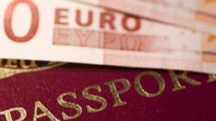 Malta, l’ex funzionario del governo vendeva passaporti