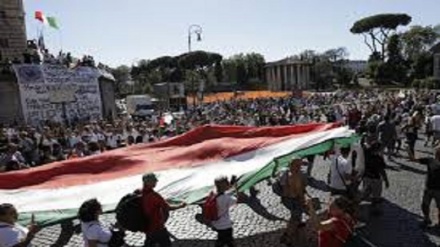 Manifestazioni in tutta Europa contro la 'Dittatura sanitaria'