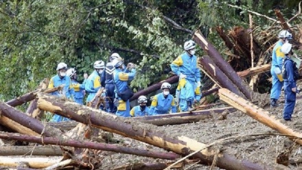  宮崎で、台風10号行方不明者4人の捜索続く