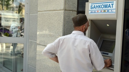 محدود ماندن استفاده از ظرفیت کارت‌های بانکی در تاجیکستان  