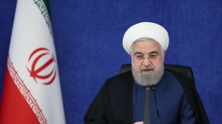Ruhani: Eýran halky çydam ykdysadyýetiniň syýasatlaryny durmuşa geçirmek arkaly duşmanlaryň ykdysady taktikasyny ýeňdi