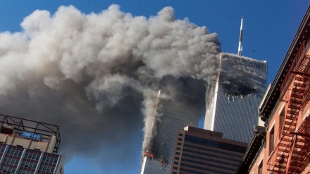 マイケル・ムーア監督　米政府による9.11テロの事実隠蔽を告発