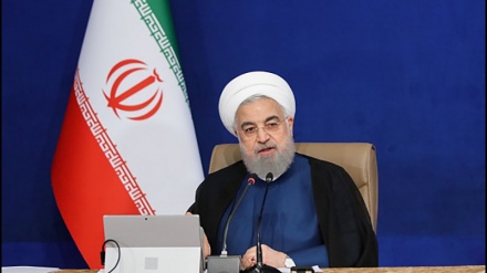 イラン大統領、「今や米国が、サッダームの妄想と誤算を継承」