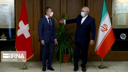 FM Zarif meets with visiting Swiss counterpart