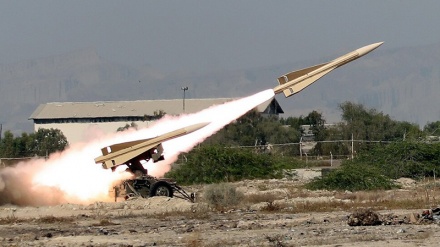 Militer Iran Sukses Tembakkan Rudal Salamche di Manuver Zolfaghar 99
