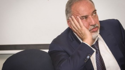 ליברמן: נתניהו חייב להתנצל בפני הכל ולפרוש בכבוד