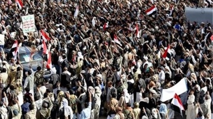 イエメンで人々がデモ　対サウジ抵抗2000日経過