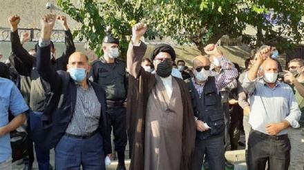 Iranians protest French magazine’s reprinting of offensive cartoons