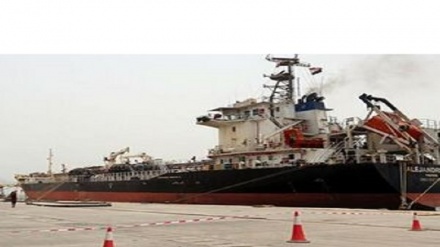 Yemen'in El'Hudeyde'deki yakıt depoları boşaldı !