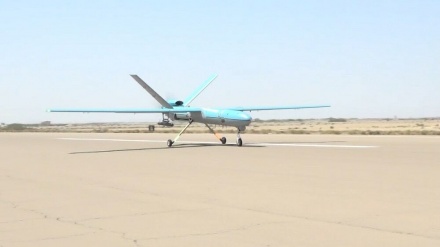 İran'ın Simorg İHA'sı göz doldurdu 