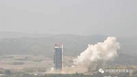 中国成功发射环境减灾二号A、B卫星