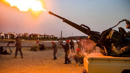 Simulasi Operasi Valfajr-8 di Danau Khalij-e Fars  (3)