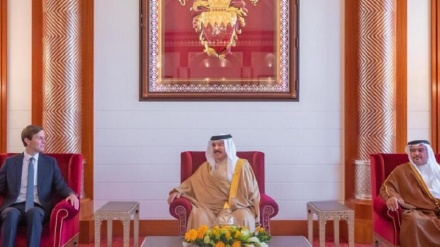 特朗普顾问会见巴林国王