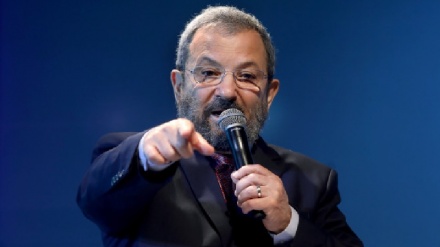 אהוד ברק: נתניהו דיקטטור וההפגנות צריכות להימשך