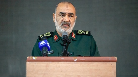 מרכז אסטרטגי למשמרות המהפכה נחנך במיצרי הורמוז