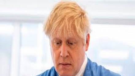 Virus, l'Inghilterra sull'orlo perdita controllo pandemia: Johnson, preoccupato 