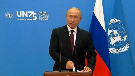 Putin: Rusya dünya buhranlarının siyasi yolla halledilmesini istiyor 
