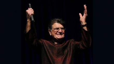 イラン伝統歌唱の巨匠シャジャリアーン氏が死去　