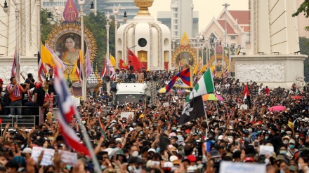 Mass anti-government rally kicks off in Thailand