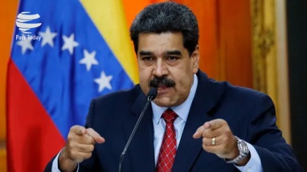 马杜罗宣布数千剂治疗新冠病毒药物已从俄罗斯运抵委内瑞拉