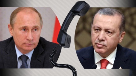 Putin dhe Erdogan konsultohen mbi zhvillimet në Nago-Karabak dhe Siri