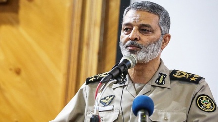 Irans Armeechef: Armee wird sich jedem Feind mit Autorität stellen