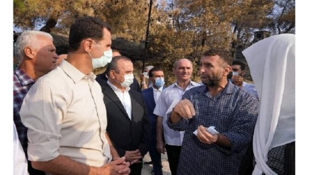 Bashar al-Asad visita zonas afectadas por incendios en Latakia(Video+Fotos)