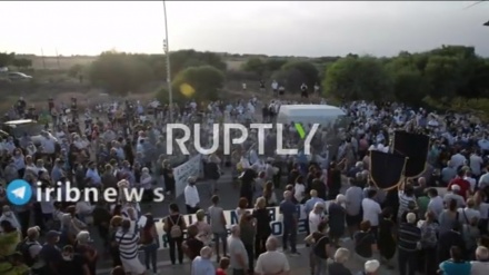  Kıbrıs'ta Yüzlerce Kişi Türkiye'yi Protesto Etti