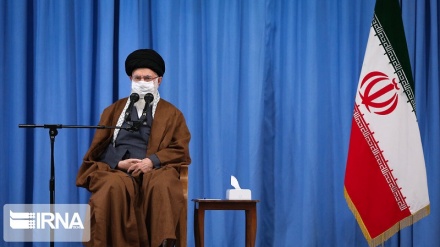 Iran, messaggio della Guida suprema ai giovani francesi dopo l'offesa di Macron al Profeta dell'Islam (Saw)