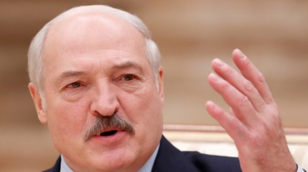 Lukaşenko: Erivan ve Bakü'ye silah vermedik