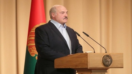 Лукашенко Белоруссия оппозициясига ваъда бермоқда 