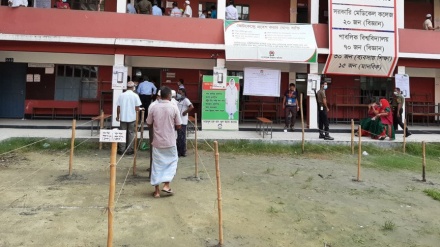 এজেন্টের বের করে দেয়ার অভিযোগ বিএনপি প্রার্থীর, অস্বীকার করলেন মনিরুল