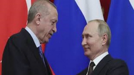 Russia si offre da mediatore tra Grecia e Turchia