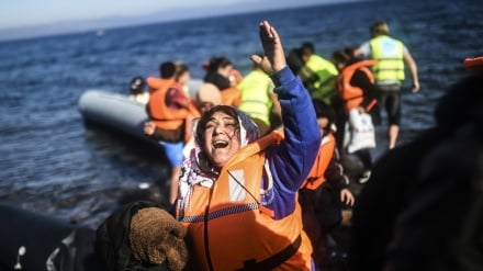 Mbytet varka me refugjatë në Detin Mesdhe