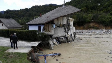 仏伊国境の暴風雨で2人死亡8人行方不明、生存者の捜索急ぐ