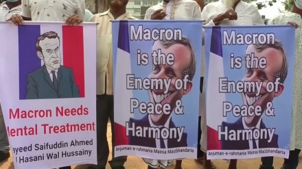 バングラデシュとリビアで仏大統領への抗議デモ