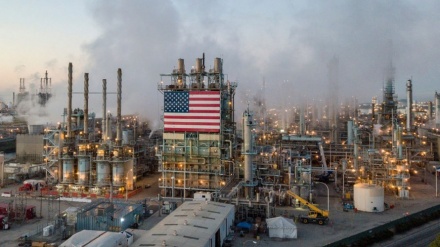 Trying to have it both ways: Investigation reveals BP and Shell still back anti-climate lobby groups, despite pledges