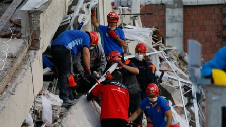 土耳其和希腊地震增加至26人死亡 