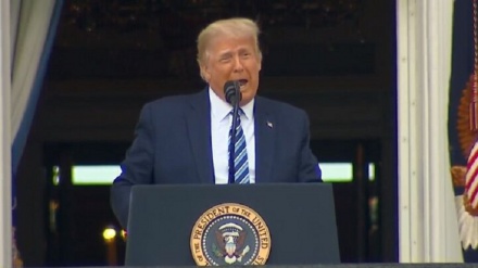 特朗普：“我们不能允许我们的国家成为一个社会主义国家