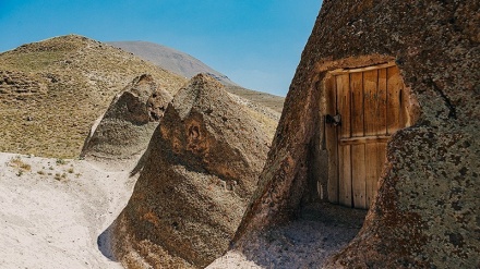 (FOTO) Villaggio storico di Kandovan a Osku - 1     