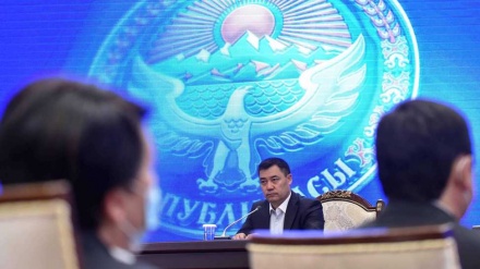  Kyrgyzstan sets new polls as new prime minister reassures Russia 