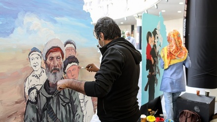 Seniman Iran Pamerkan Karyanya di Valiasr Square (2)
