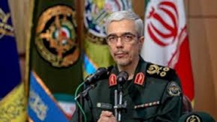 Iran, Capo di Stato Maggiore dell'esercito respinge offerta negoziati di USA