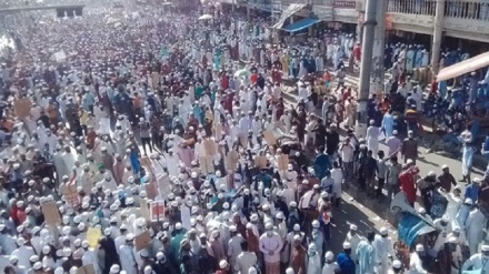 अफ़ग़ानिस्तान की संसद में उठी फ़्रांस से संबन्ध तोड़ने की मांग, पूरी दुनिया में फ़्रांस विरोधी प्रदर्शन जारी