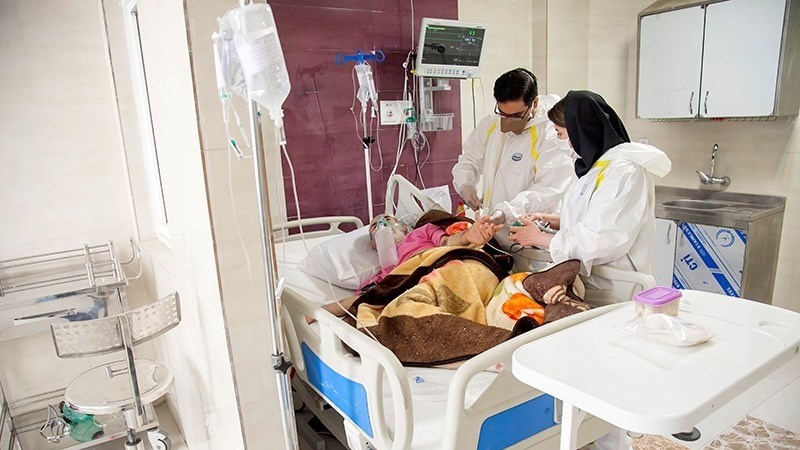 Pasien Covid-19 di rumah sakit Kermanshah, Iran.