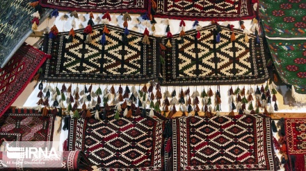 (FOTO) Tappeto persiano- 2